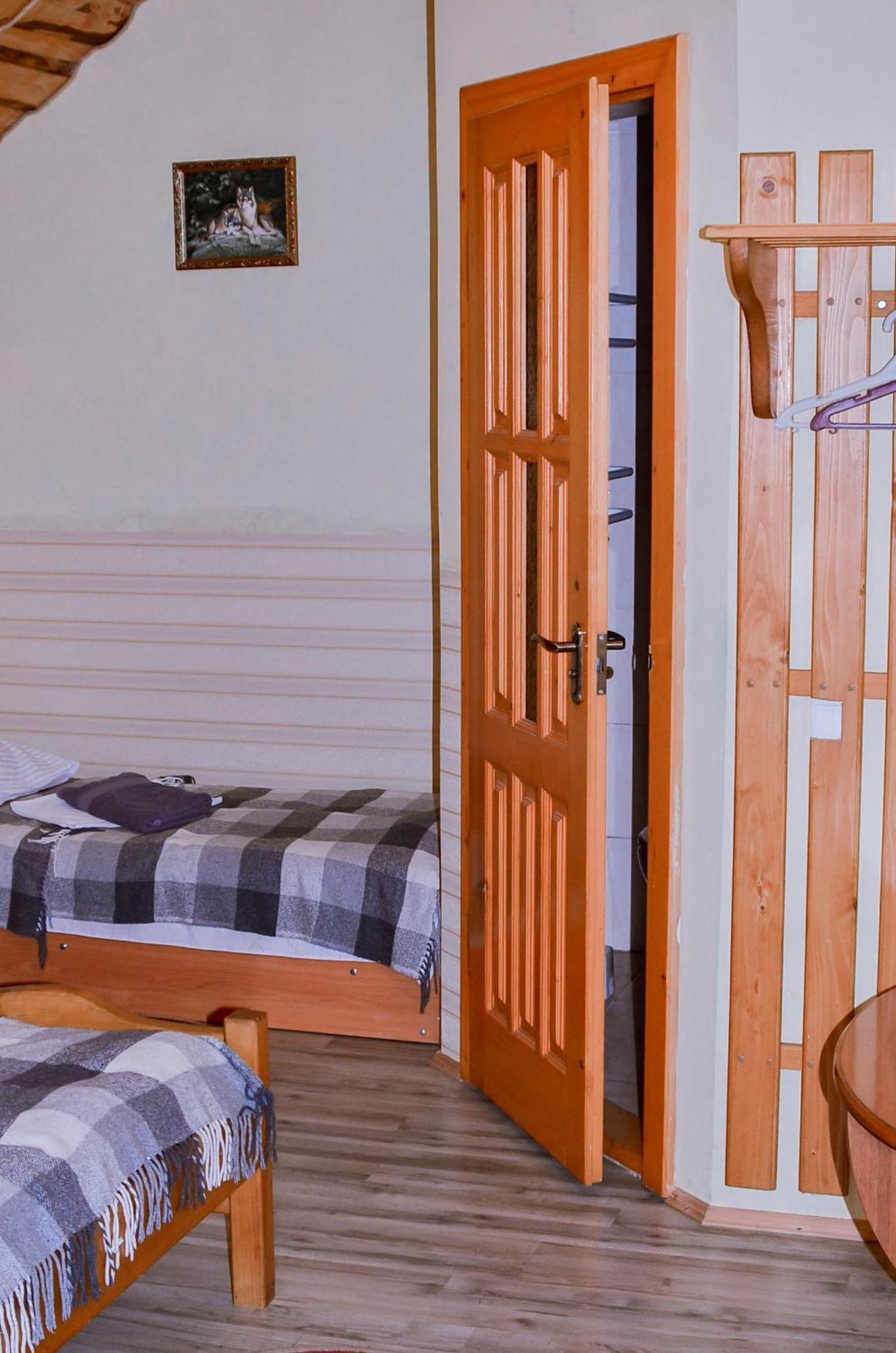 Guest House Mandrivnyi Rooms&Apartments Yasinia Eksteriør billede